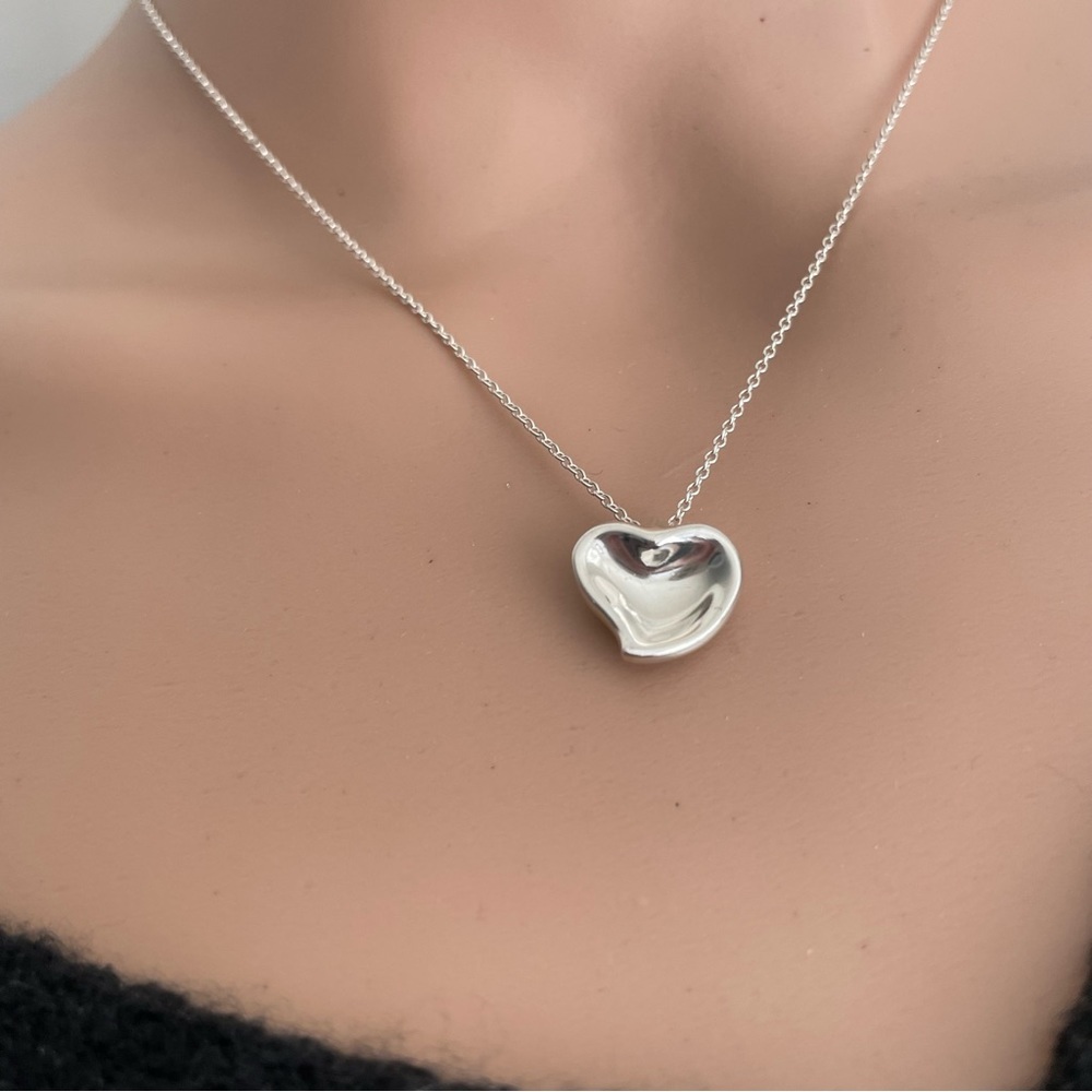 ⭐️COA⭐️TIFFANY & Co Silver 925 Elsa Peretti full Heart Necklace W/Box💯Authentic - Picture 2 of 7